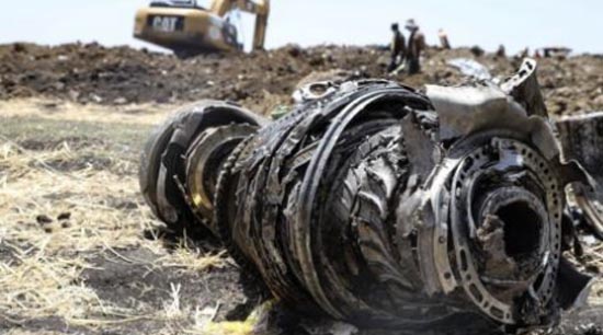 Ethiopian Airlines Boeing 737 pilots 'could not stop nosedive'
