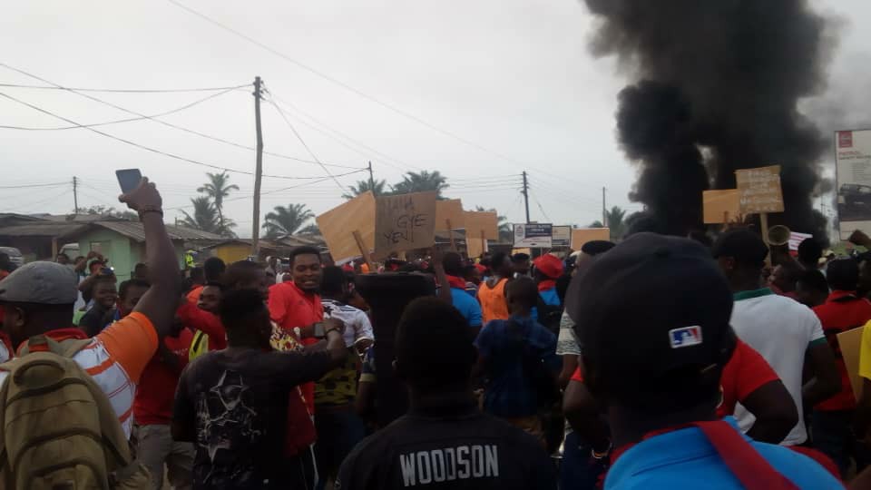 Tarkwa: Demonstration creates gridlock