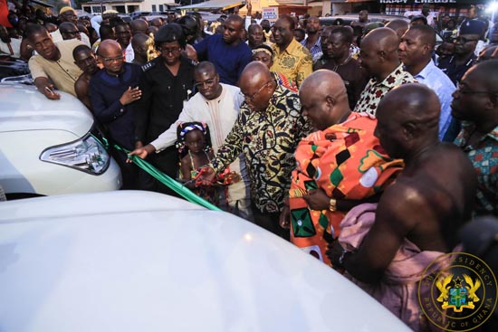 President Akufo-Addo presenting the vehicles