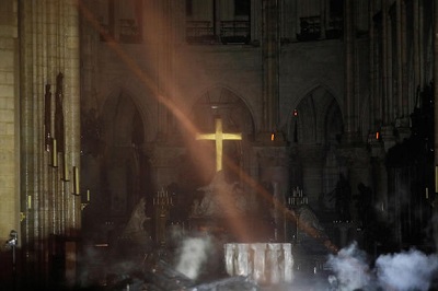 Cross and altar still standing after Notre Dame Cathedral fire