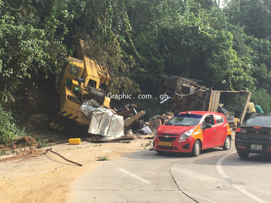 Kwahu: Car accident on Odweanoma mountain injures one person