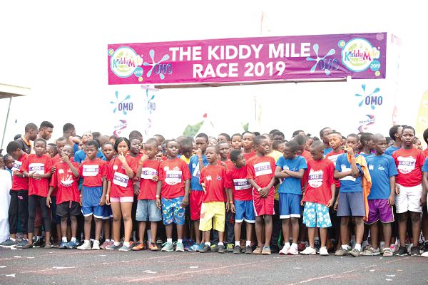 Some of the participants of the Kiddy Mile Race line up for the contest.