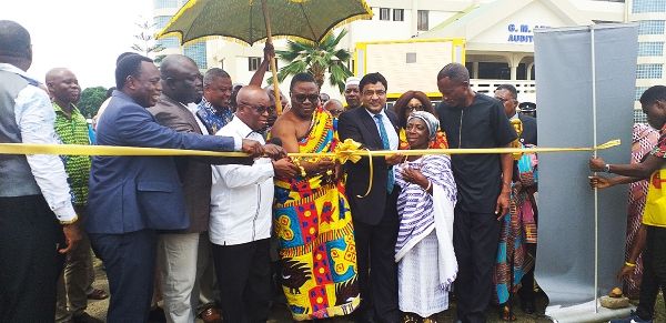 Dr Archibald Yao Letsa (3rd left) cutting the tape to launch the Volta Trade, Investment and Cultural Fair. With him are some dignitaries who attended the event