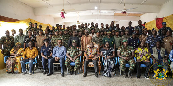 President Akufo-Addo with personnel of the Ghana Armed Forces in Bawku.jpg