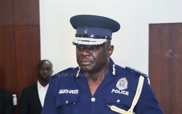 Scam police recruiters remanded