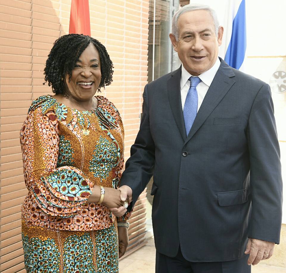 Ghana's Foreign Affairs Minister, Shirley Ayorkor Botchwey (left) and the Israeli Prime Minister, Benjamin Netanyahu