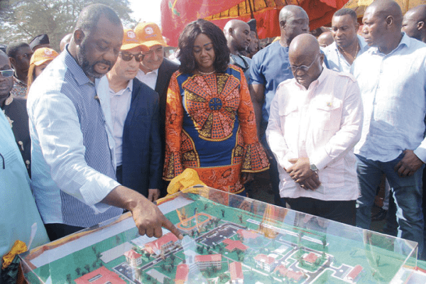 Dr Mathew Opoku Prempeh (left), Minister of Education, taking President Nana Addo Dankwa Akufo-Addo (right) through an artistic impression of the proposed Creative Arts School project at Kwadaso in Kumasi. Looking on is Mrs Barbara Oteng Gyasi, the Minister of Tourism, Creative Arts and Culture. 