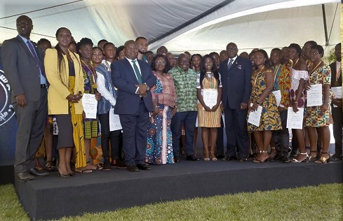 President Nana Addo Dankwa Akufo-Addo with recipients of the Head of State Award Scheme  at the Jubilee House. With them is Mrs Frema Osei Opare(6th left), Chief of Staff.Pix by SAMUEL TEI ADANO