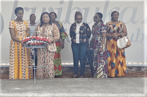 Mrs Rebecca Akufo-Addo (2nd left), First Lady,  laying a wreath with Dr Kacyira (left), Assistant Secretary-General for United Nations HABITAT. With them is Mrs Odunton (far right), Ghana’s Ambassador to Kenya and others