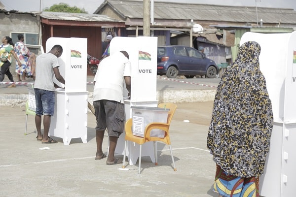 Voting continues today in areas where Tuesday’s district elections were called off 