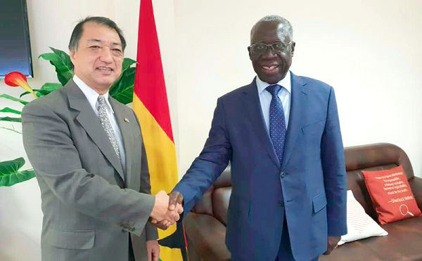 Mr Tsutomu Himeno and Mr Yaw Osafo-Maafo exchanging greetings