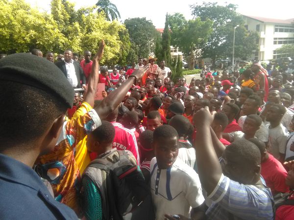 Some angry students of the UEW massed up at the Administration Block 