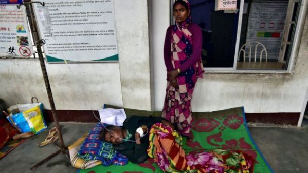  Toxic alcohol kills 70 tea workers
