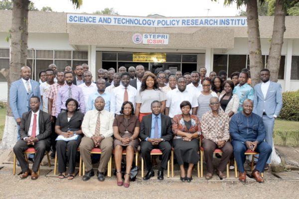 Dr Mrs Wilhemina Quaye (4th left), Director of CSIR-STEPRI, with participants the workshop