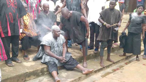 Nana Agyenim Boateng going through the traditional rites