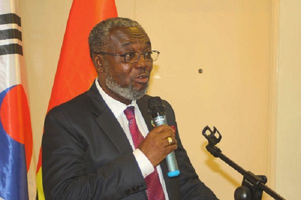 Dr Anthony Nsiah-Asare speaking at the workshop.