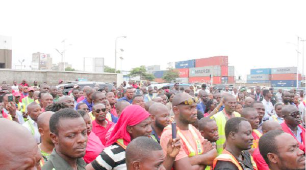 A section of the workers of GPHA at the frontage of the main Tema Port where they demonstrated over the new container allocation policy. Picture: DELLA RUSSEL OCLOO