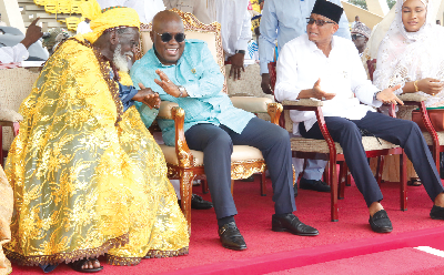 Dr Sheikh Osmanu Nuhu Sharubutu (left), the National Chief Imam, interacting with President Nana Addo Dankwa Akufo-Addo. With them are Dr Mustapha Abdul-Hamid (2nd right), the Minister for Zongo Developement, and Mrs Samira Bawumia. Picture: SAMUEL TEI ADANO
