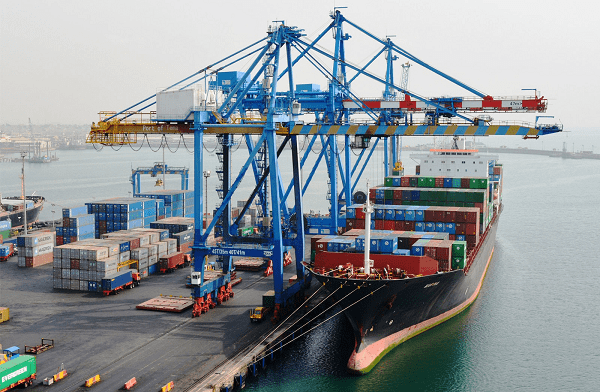 Stand-off at Tema Port as workers, marine unit disagree over container vessels
