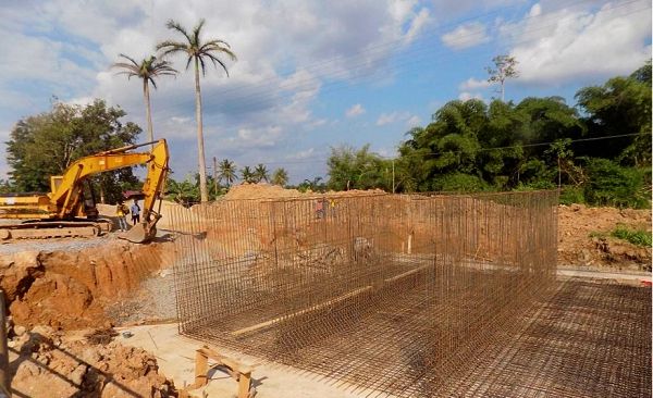 Workers of Jo-Mint Limited busily working on the bridge. Picture: SAMUEL-KYEI-BOATENG