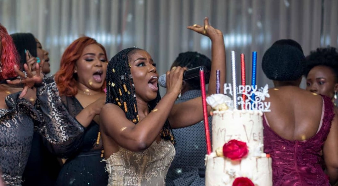 MzVee and guests had a swell time