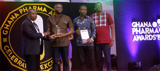 Mr. Yaw Bediako Sampong (General Manager, Operations), Mr. Ebenezer Sasu Bediako (Head of Distribution) &amp; Mr. Samuel Twumasi (Brand Manager) – receiving an award on behalf of Ernest Chemists Limited