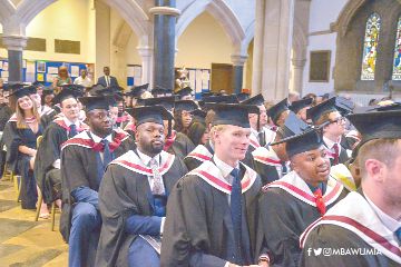  Dr Mahamudu Bawumia (inset) addressing the graduation ceremony