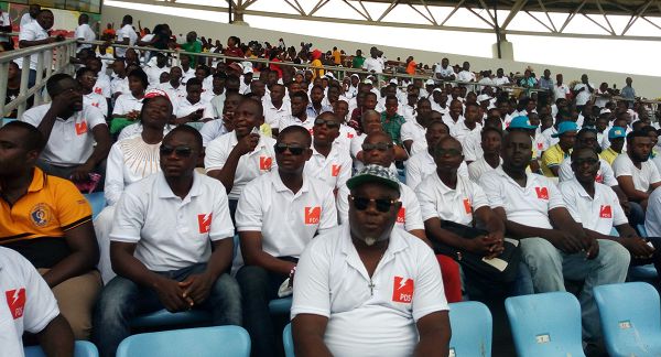 Workers in Central Region defy rains to mark May Day
