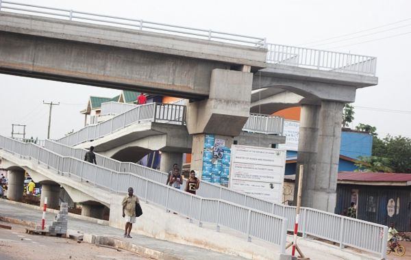 100 pedestrians arrested for not using Madina-Adentan footbridges