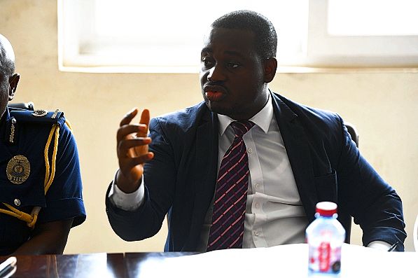 Mr Leonard Tettey addressing the meeting in Accra 