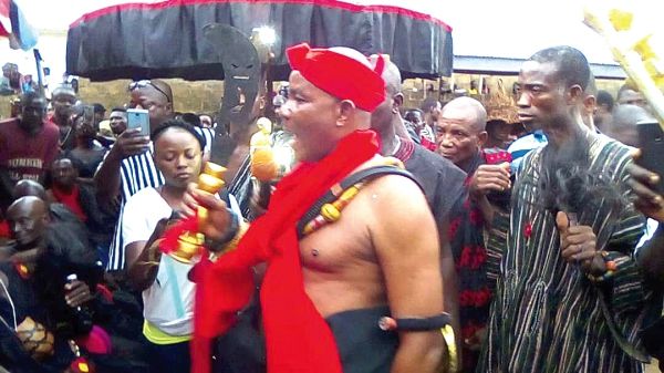 The new Omanhene of the Buem Traditional Area, Nana Aburam Akpandja V being sworn in