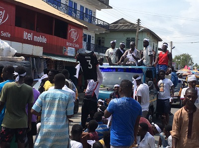VIDEO: Pitch invader Awal enjoys 'victory ride' after release on bail