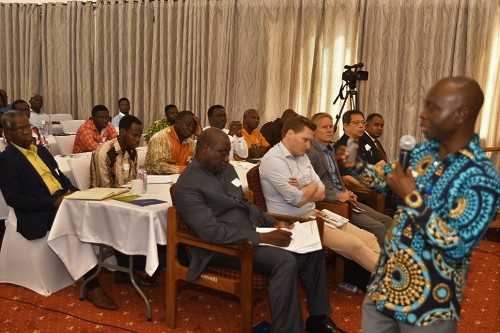 Mr Wise Ametefe (right), Registrar of the Engineering Council of Ghana, addressing participants in the the forum 