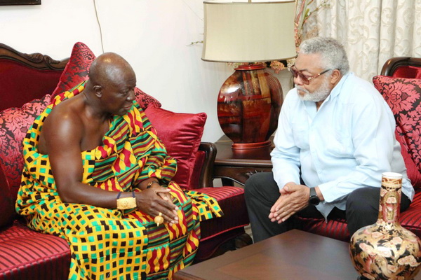 Otumfuo Osei Tutu calls on Rawlings