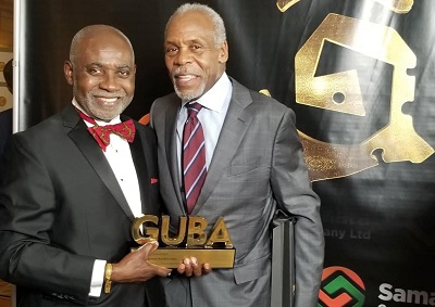 Prof Oheneba Boachie-Adjei receives 2019 GUBA Award for contribution to Medicine