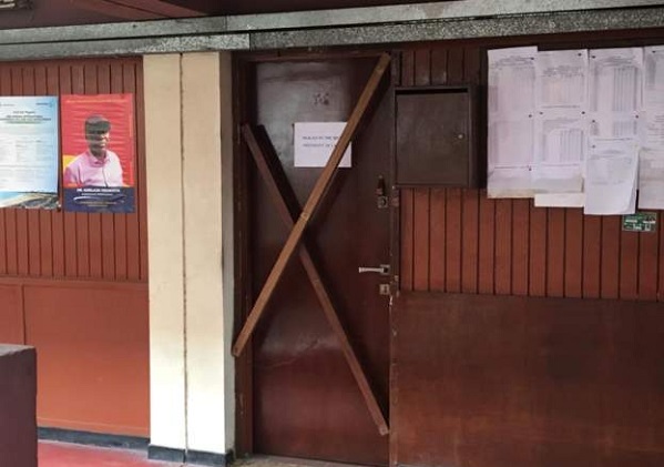 Dr Igbeneghu office photographed sealed shut 
