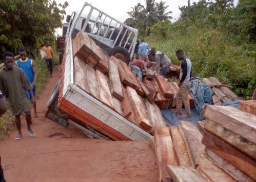 The Kia truck which got stuck on the bridge when a part of it caved in