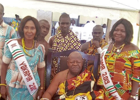 Nene Sakite II (middle) with Mrs Agnes Dawuki Nanor Nater (rigjht) and Ms Florence Aku Tetteh