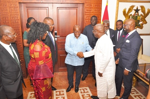 President Nana Addo Dankwa Akufo-Addo exchanging pleasantries with the members of the board of the State Interest and Govenance Authority (SIGA) at the Jubilee House. Pictures: SAMUEL TEI ADANO