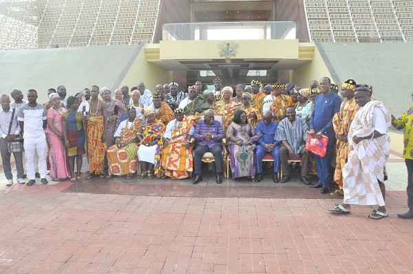 President Nana Addo Dankwa Akufo-Addo with a delegation from the Dzodze Traditional Area at the forecourt of the Jubilee House