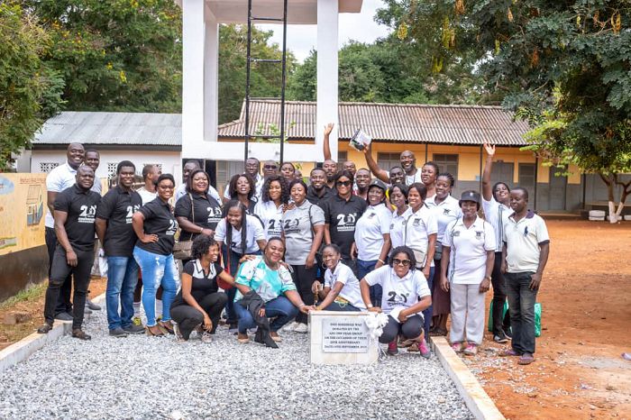 Achimota Primary/JHS (1999 year group) commission water project for alma mater