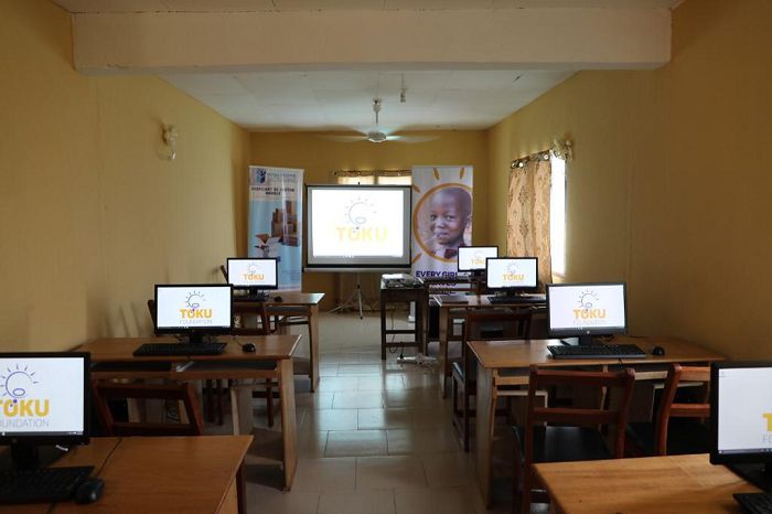 Toku Foundation constructs Computer lab for Kasapreko Model JHS