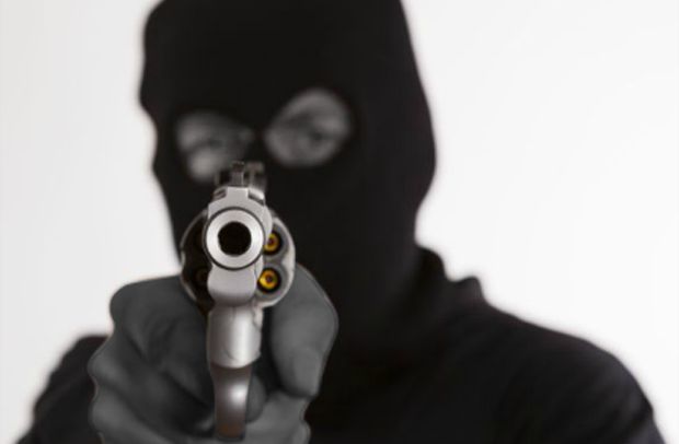 Armed robbers kill 3, injure one at Manso Dadease in a gold 'heist'