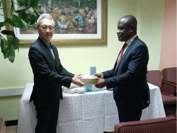 Chobi Ghana donates items to Ghana Cocobod to fight COVID-19