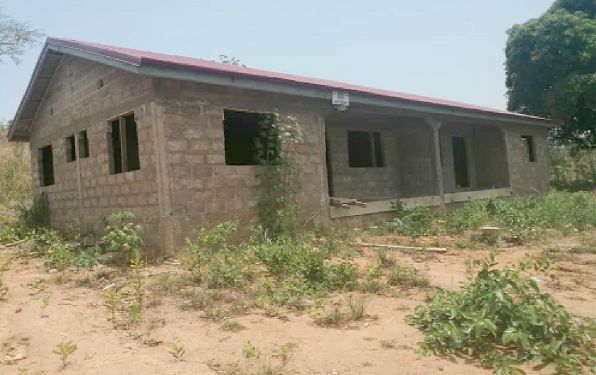 A bungalow project at the Anfoega Senior High School in North Dayi has stalled due to a dispute over the land