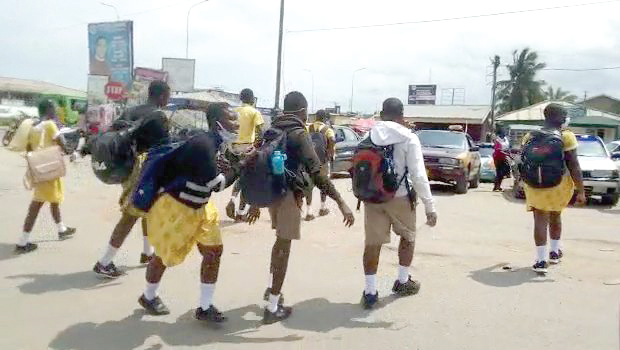 Social distancing is totally ignored by these students