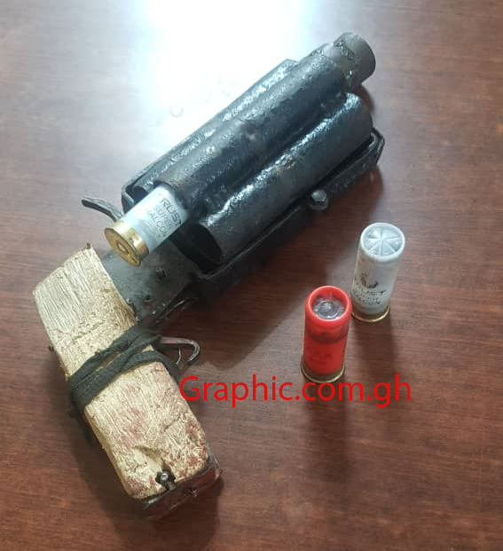 The Ofaakor District Police Commander, Deputy Superintendent of Police (DSP) Samuel Amfo, told Graphic Online that a search on the taxi revealed a locally manufactured gun that could fire five rounds of ammunition.