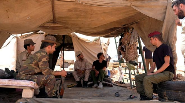 Libya crisis: Rival authorities announce ceasefire