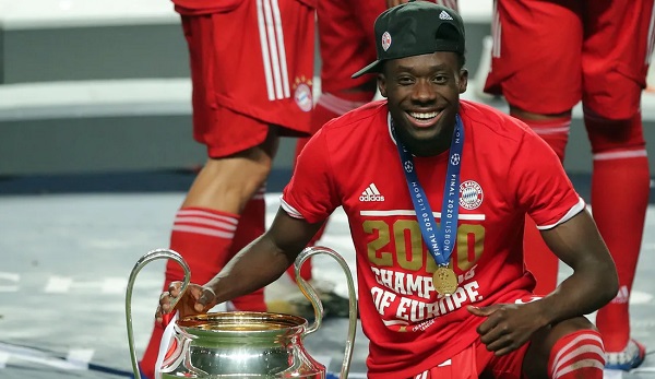 Bayern's Alphonso Davies "making Ghanaian people proud"