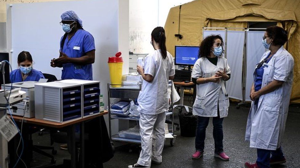 Covid: France rewards frontline immigrant workers with citizenship
